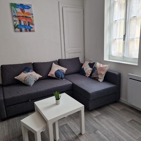 Superbe Appartement - Hypercentre - Rue Madeleine - 6 Personnes ทรัวส์ ภายนอก รูปภาพ